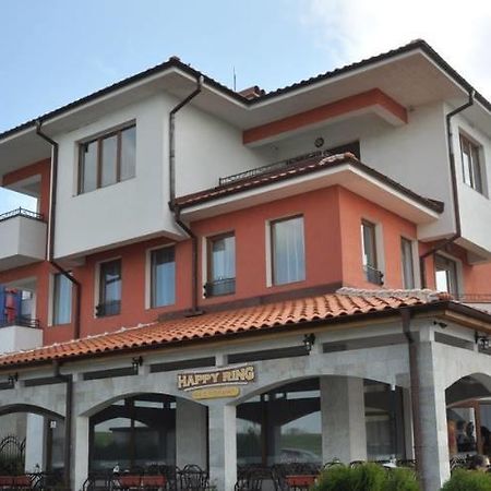 Happy Ring Guest Rooms Haskovo Bagian luar foto